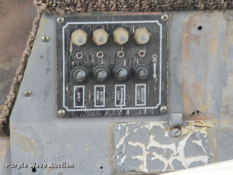 image for item EK5844 1984 Sea Nymph boat