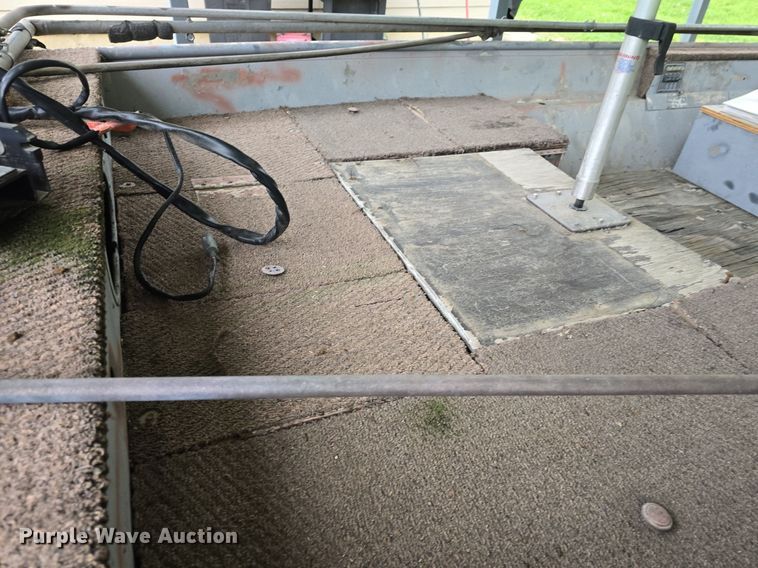 image for item EK5844 1984 Sea Nymph boat