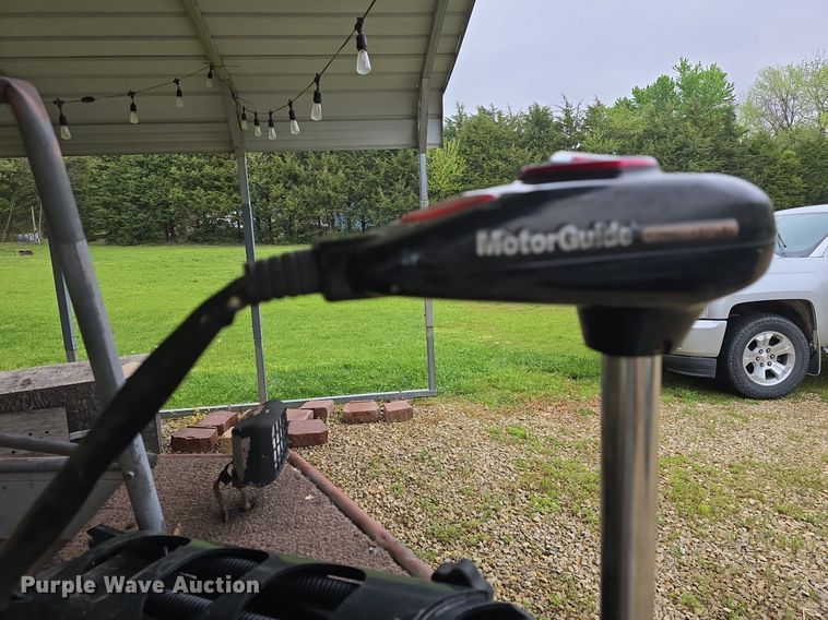 image for item EK5844 1984 Sea Nymph boat