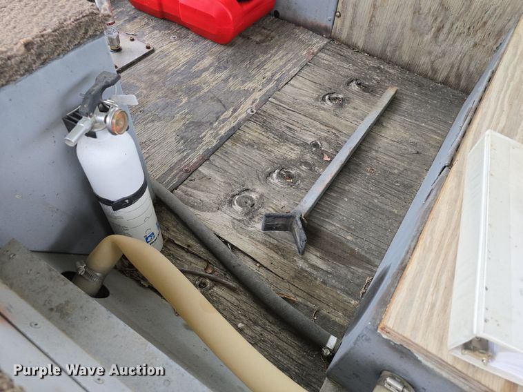 image for item EK5844 1984 Sea Nymph boat