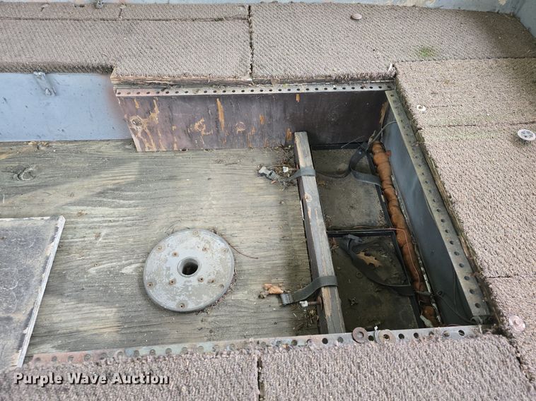 image for item EK5844 1984 Sea Nymph boat