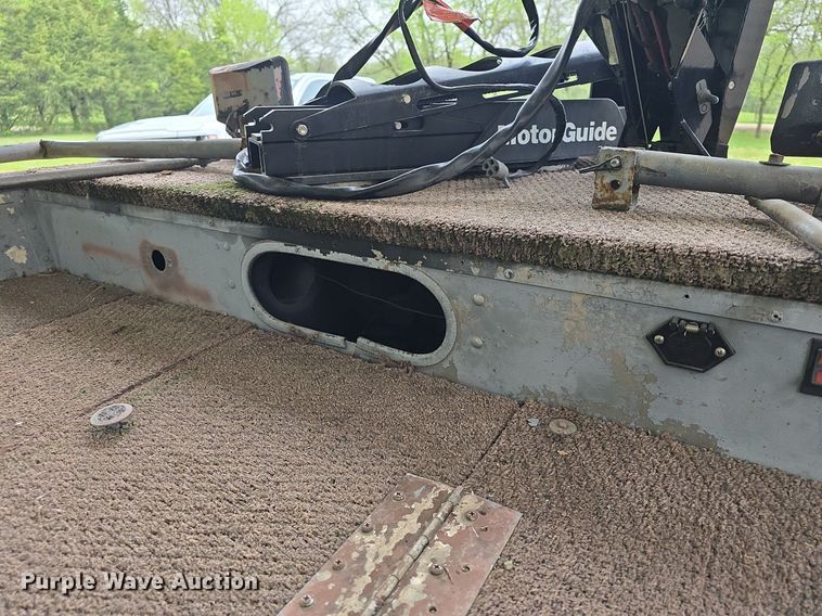 image for item EK5844 1984 Sea Nymph boat