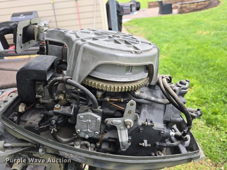 image for item EK5844 1984 Sea Nymph boat