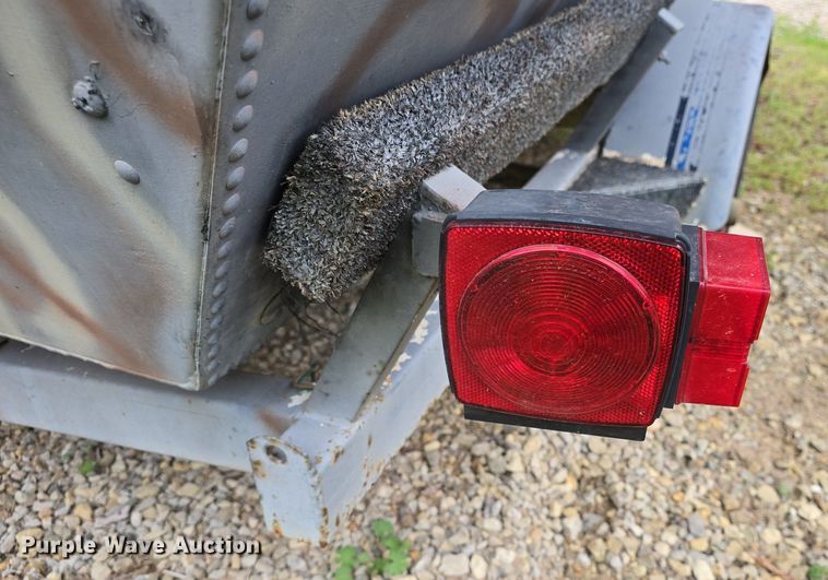 image for item EK5844 1984 Sea Nymph boat