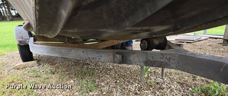 image for item EK5844 1984 Sea Nymph boat