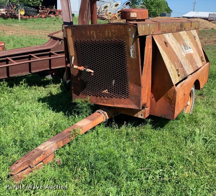 image for item KX9986 John Deere D01850P air compressor