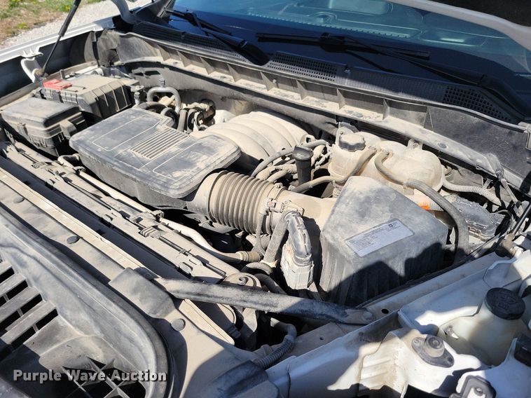 image for item LC9508 2020 Chevrolet Silverado 1500 Crew Cab pickup truck