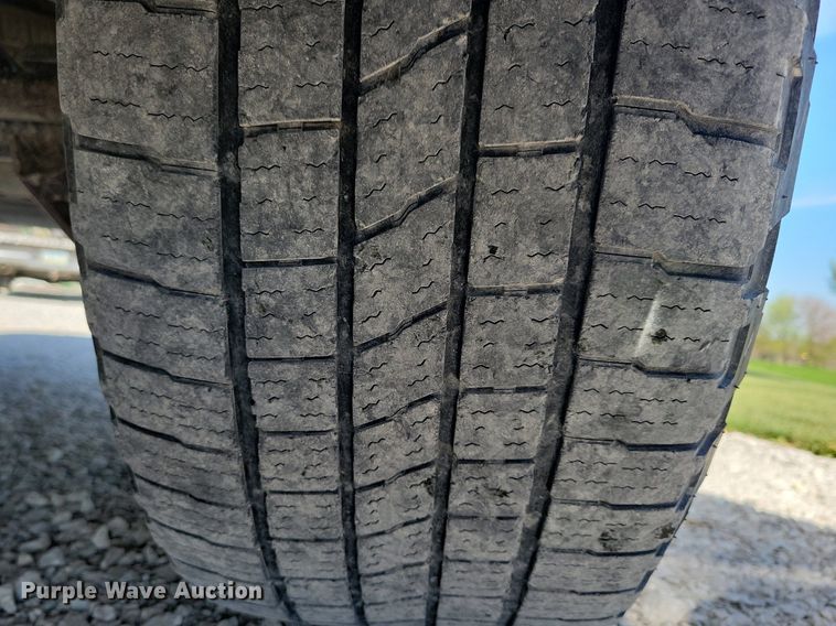 image for item LC9508 2020 Chevrolet Silverado 1500 Crew Cab pickup truck