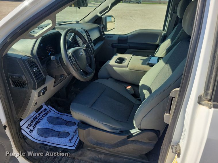 image for item LC9972 2019 Ford F150 XL SuperCab pickup truck