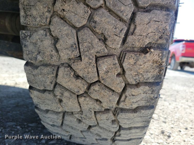 image for item LC9972 2019 Ford F150 XL SuperCab pickup truck