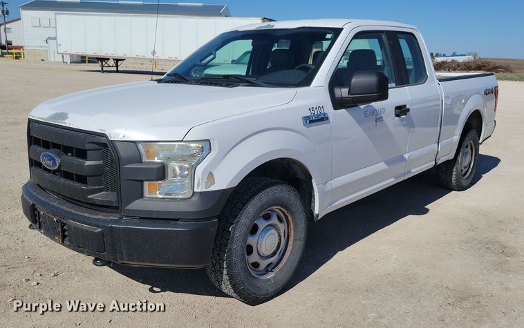 image for item LC9974 2015 Ford F150 XL SuperCab pickup truck