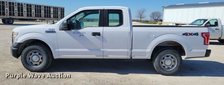 image for item LC9974 2015 Ford F150 XL SuperCab pickup truck