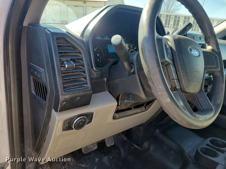 image for item LC9974 2015 Ford F150 XL SuperCab pickup truck