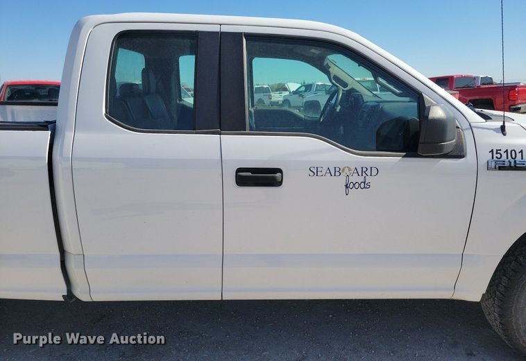 image for item LC9974 2015 Ford F150 XL SuperCab pickup truck