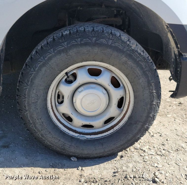 image for item LC9974 2015 Ford F150 XL SuperCab pickup truck