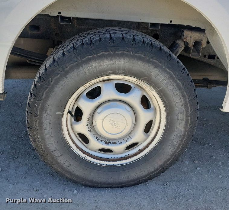 image for item LC9974 2015 Ford F150 XL SuperCab pickup truck