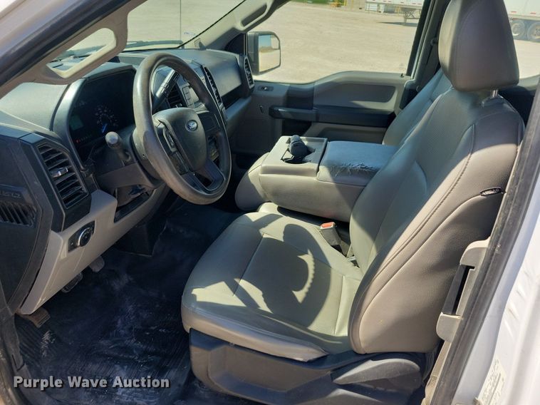 image for item LC9979 2016 Ford F150 XL SuperCab pickup truck