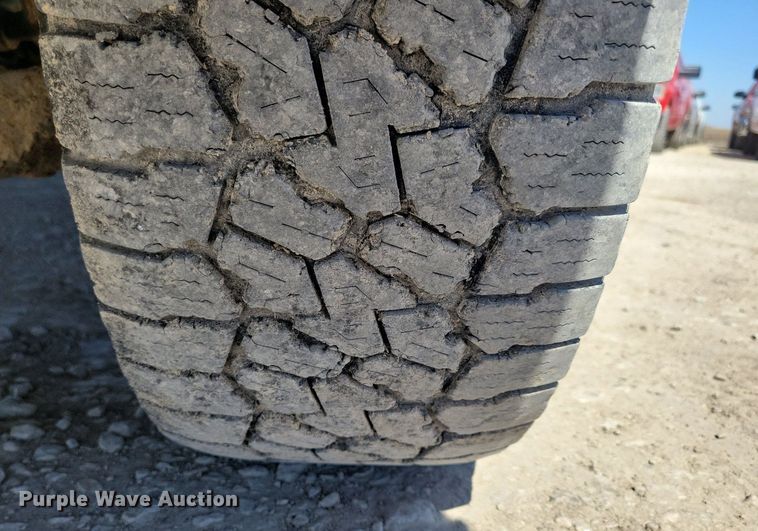 image for item LC9979 2016 Ford F150 XL SuperCab pickup truck