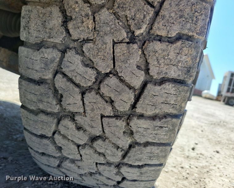 image for item LC9979 2016 Ford F150 XL SuperCab pickup truck