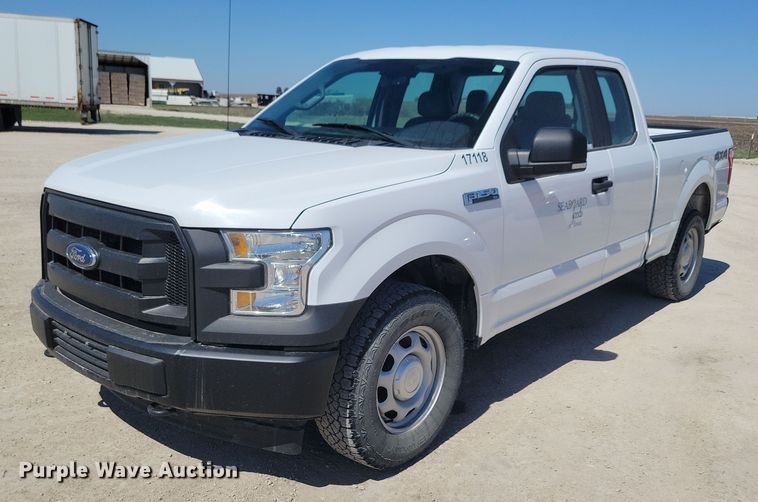 image for item LC9980 2017 Ford F150 XL SuperCab pickup truck