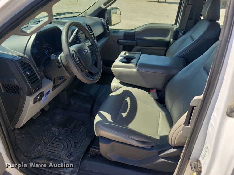 image for item LC9980 2017 Ford F150 XL SuperCab pickup truck