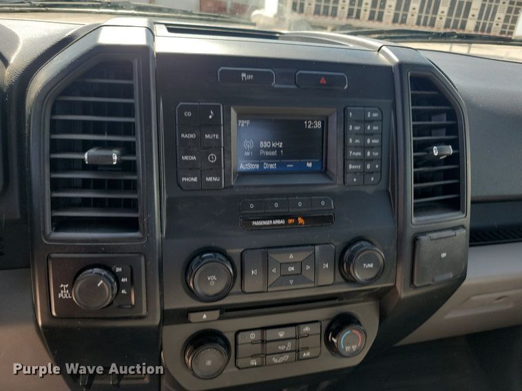 image for item LC9980 2017 Ford F150 XL SuperCab pickup truck