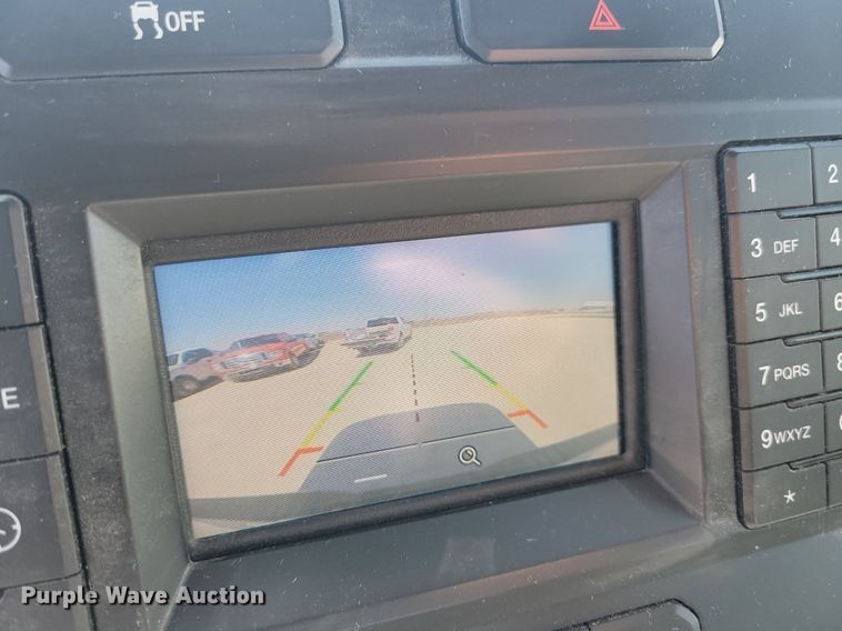 image for item LC9980 2017 Ford F150 XL SuperCab pickup truck