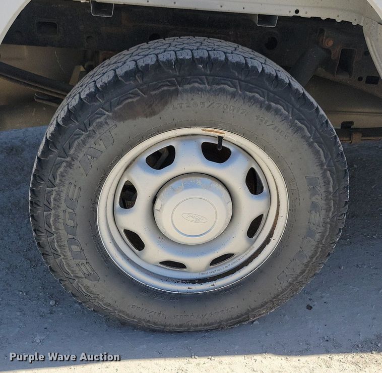 image for item LC9980 2017 Ford F150 XL SuperCab pickup truck