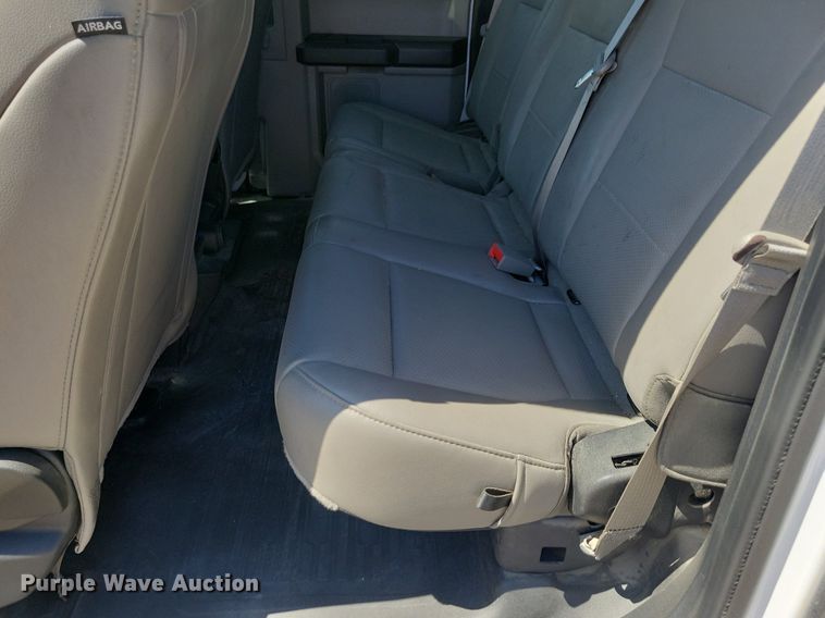 image for item LC9981 2019 Ford F150 XL SuperCab pickup truck