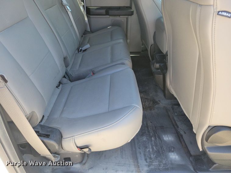 image for item LC9981 2019 Ford F150 XL SuperCab pickup truck