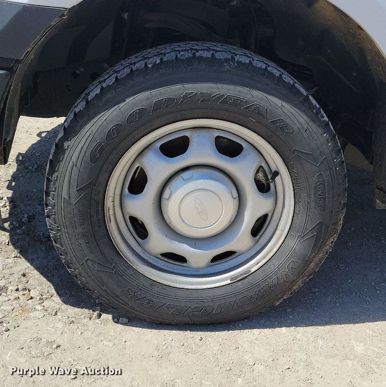 image for item LC9981 2019 Ford F150 XL SuperCab pickup truck