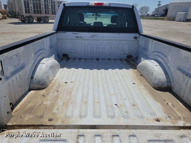 image for item LC9986 2015 Ford F150 XL SuperCab pickup truck