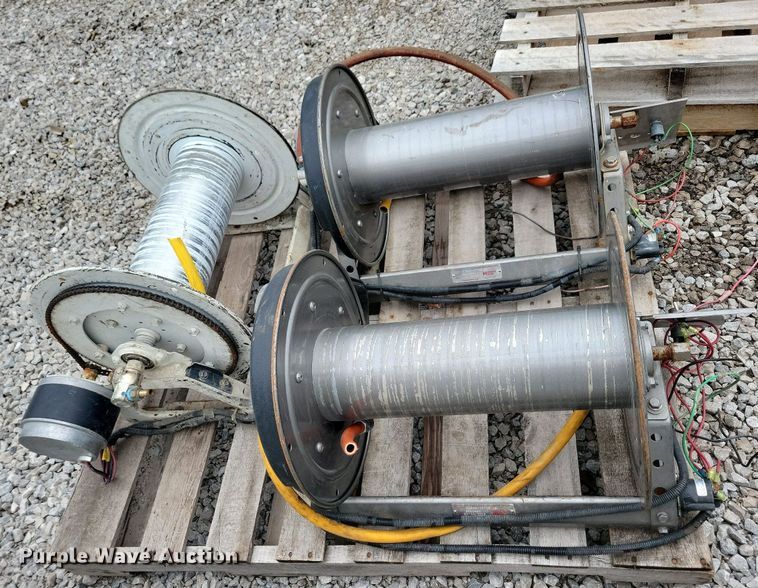 image for item LD9024 (3) Hannay electric hose reels