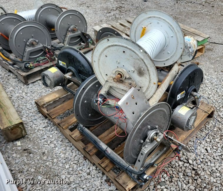 image for item LD9025 (4) Hannay electric hose reels