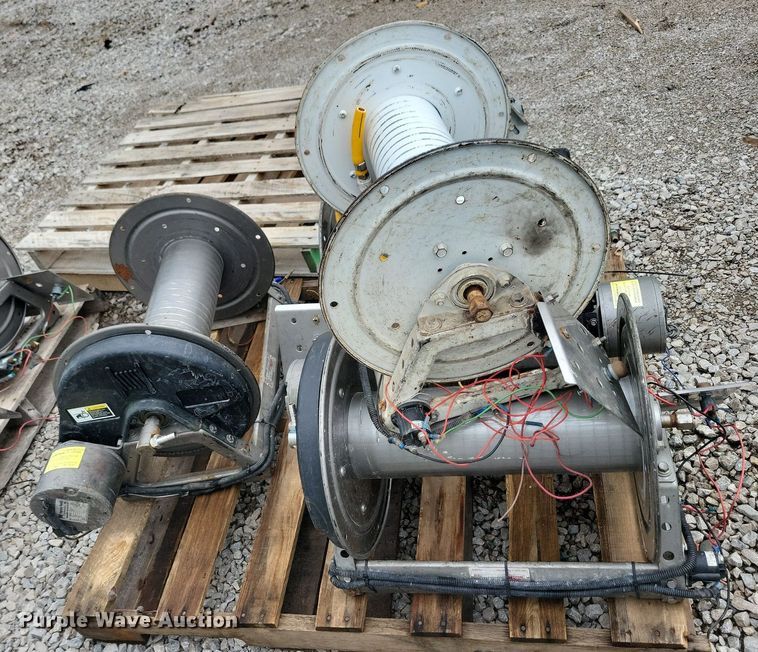 image for item LD9025 (4) Hannay electric hose reels