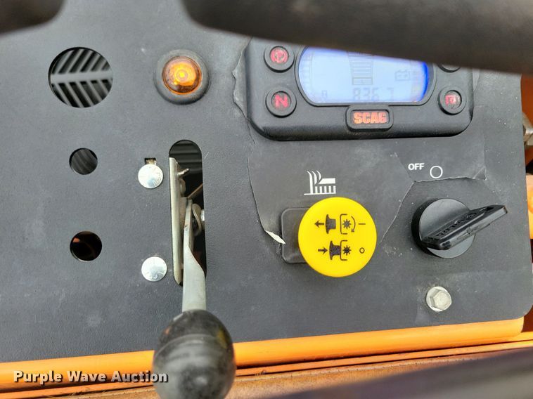 image for item LD9037 Scag V-Ride II ZTR lawn mower