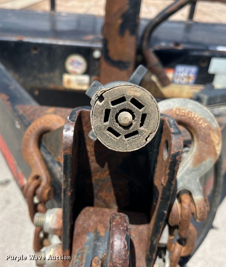 image for item LD9476 2016 Bwise EH18-14HD equipment trailer