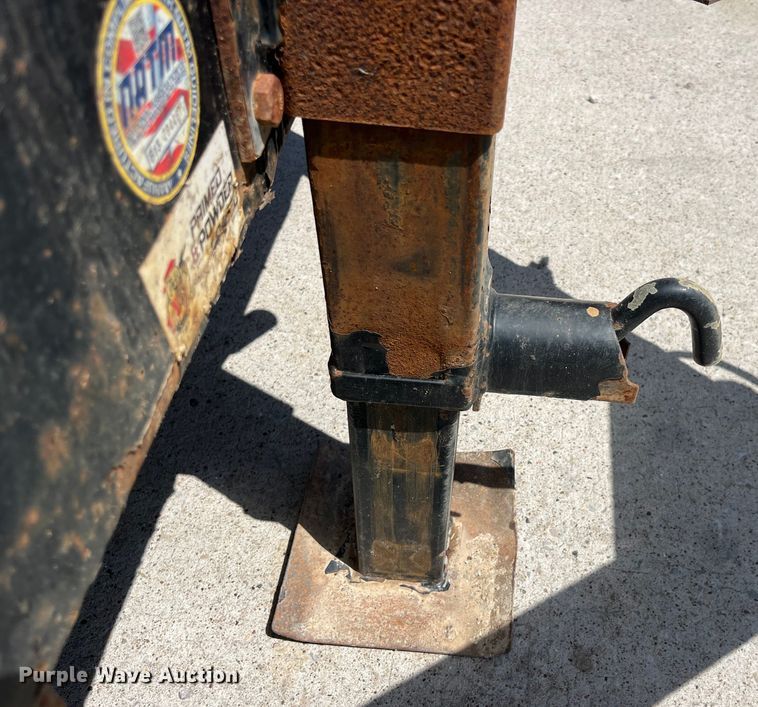 image for item LD9476 2016 Bwise EH18-14HD equipment trailer