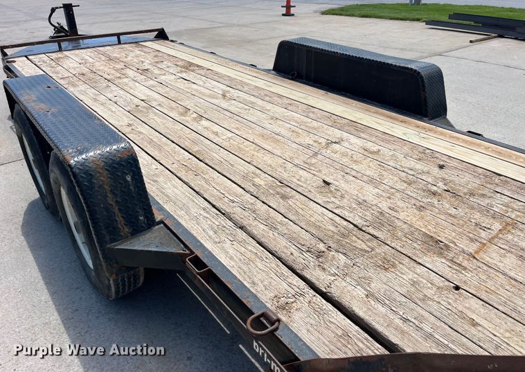 image for item LD9476 2016 Bwise EH18-14HD equipment trailer