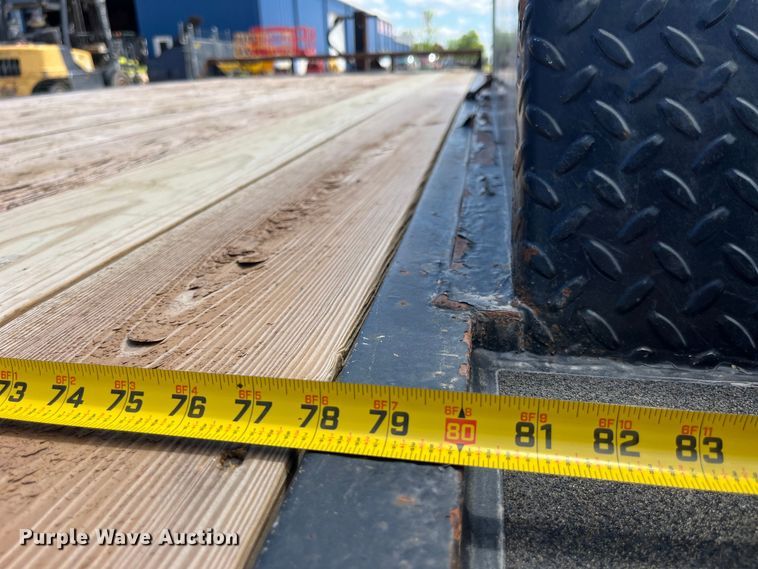 image for item LD9476 2016 Bwise EH18-14HD equipment trailer