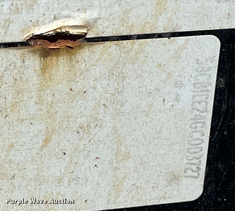 image for item LD9476 2016 Bwise EH18-14HD equipment trailer