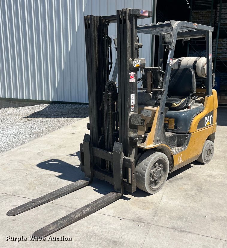 image for item LD9508 Caterpillar C4000 forklift