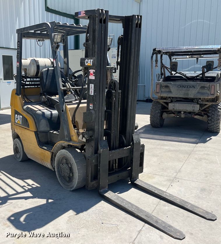 image for item LD9508 Caterpillar C4000 forklift