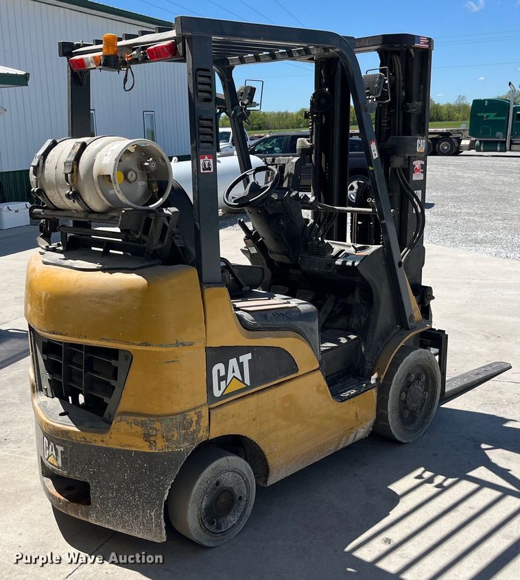 image for item LD9508 Caterpillar C4000 forklift
