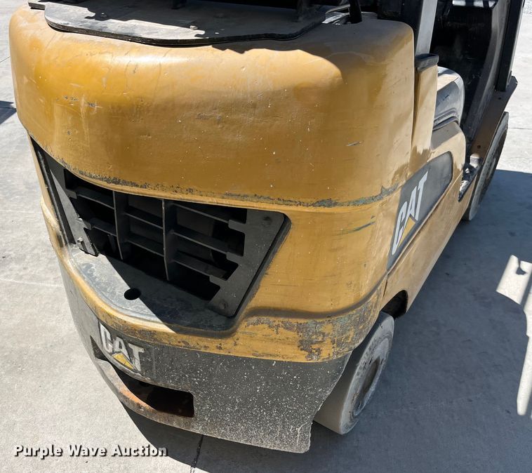 image for item LD9508 Caterpillar C4000 forklift