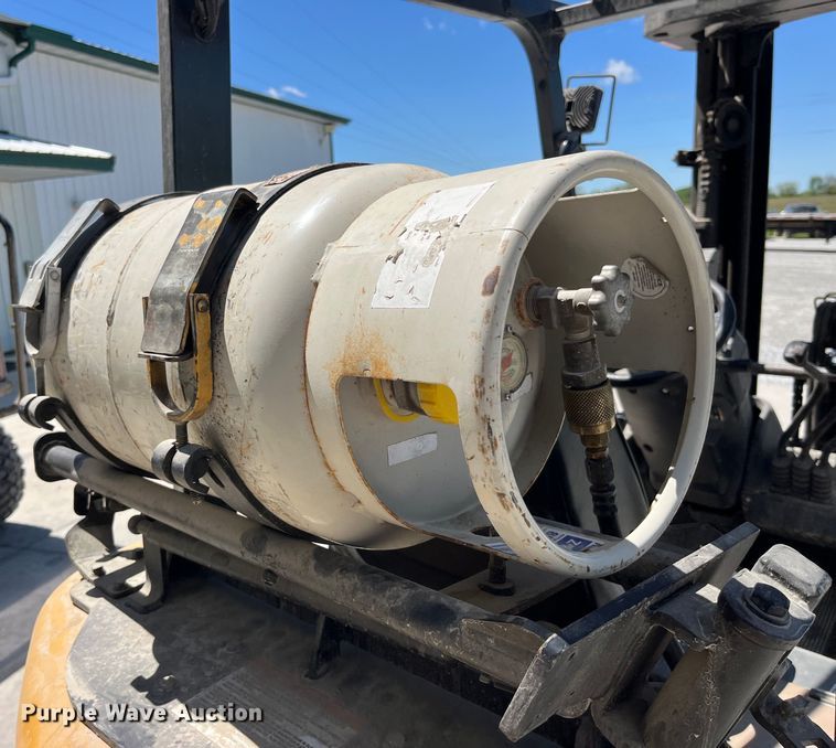 image for item LD9508 Caterpillar C4000 forklift