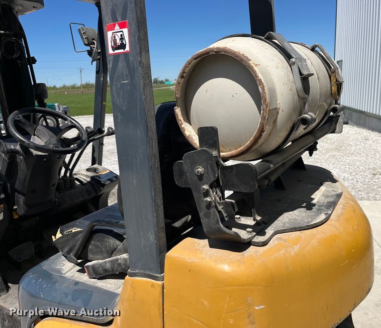 image for item LD9508 Caterpillar C4000 forklift