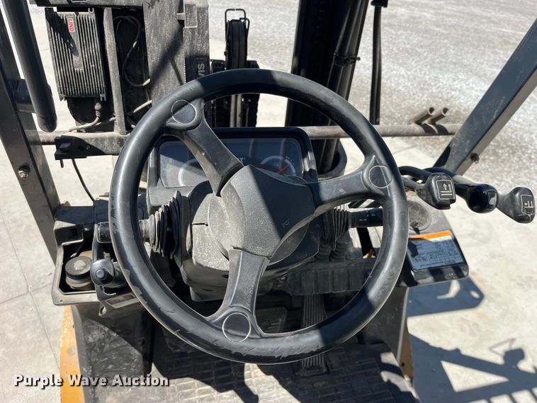 image for item LD9508 Caterpillar C4000 forklift