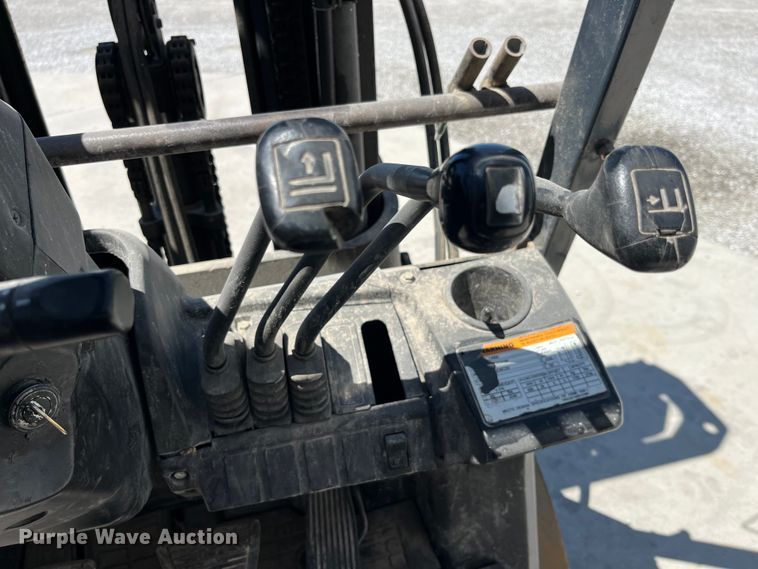 image for item LD9508 Caterpillar C4000 forklift