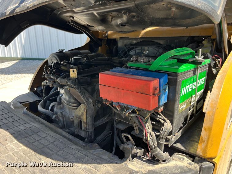 image for item LD9508 Caterpillar C4000 forklift